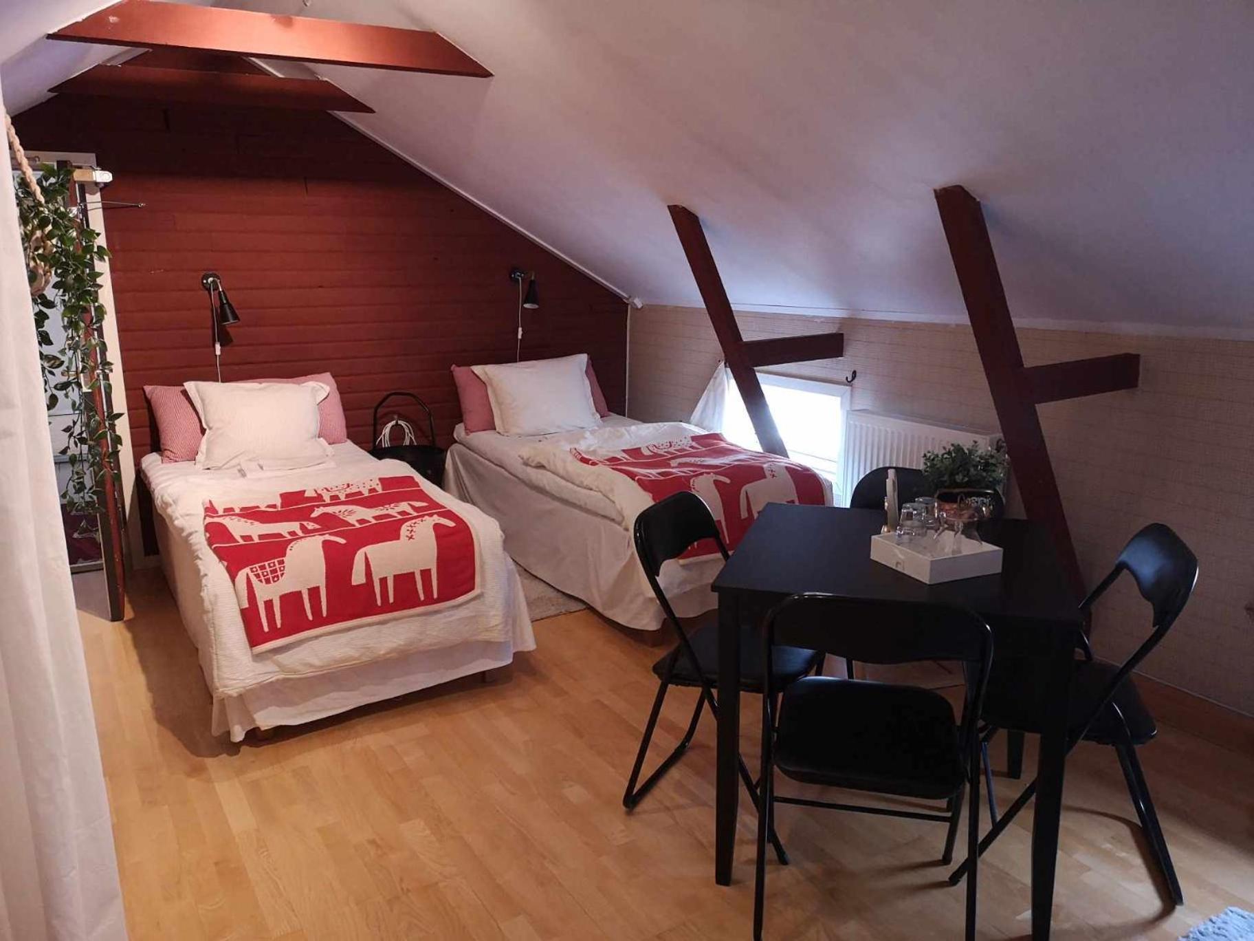 Kopparstugans Bed & Breakfast Фалун Екстериор снимка