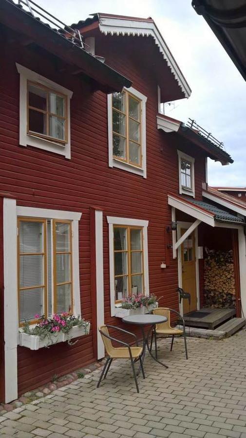 Kopparstugans Bed & Breakfast Фалун Екстериор снимка